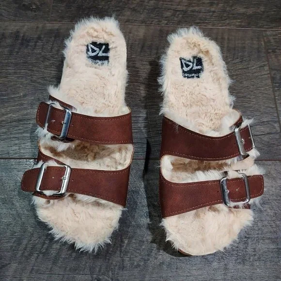 Slip On Sandles Dirty Laundry Women USA 7 Faux Fur Open Toe Buckle Brown - Picture 2 of 7